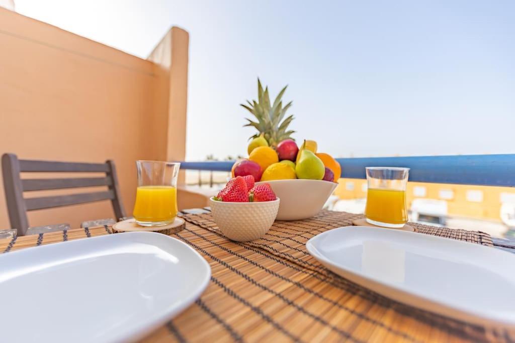 Beachfront, Pool, Terrace & Wifi - *simplytarifa* Appartement Tarifa