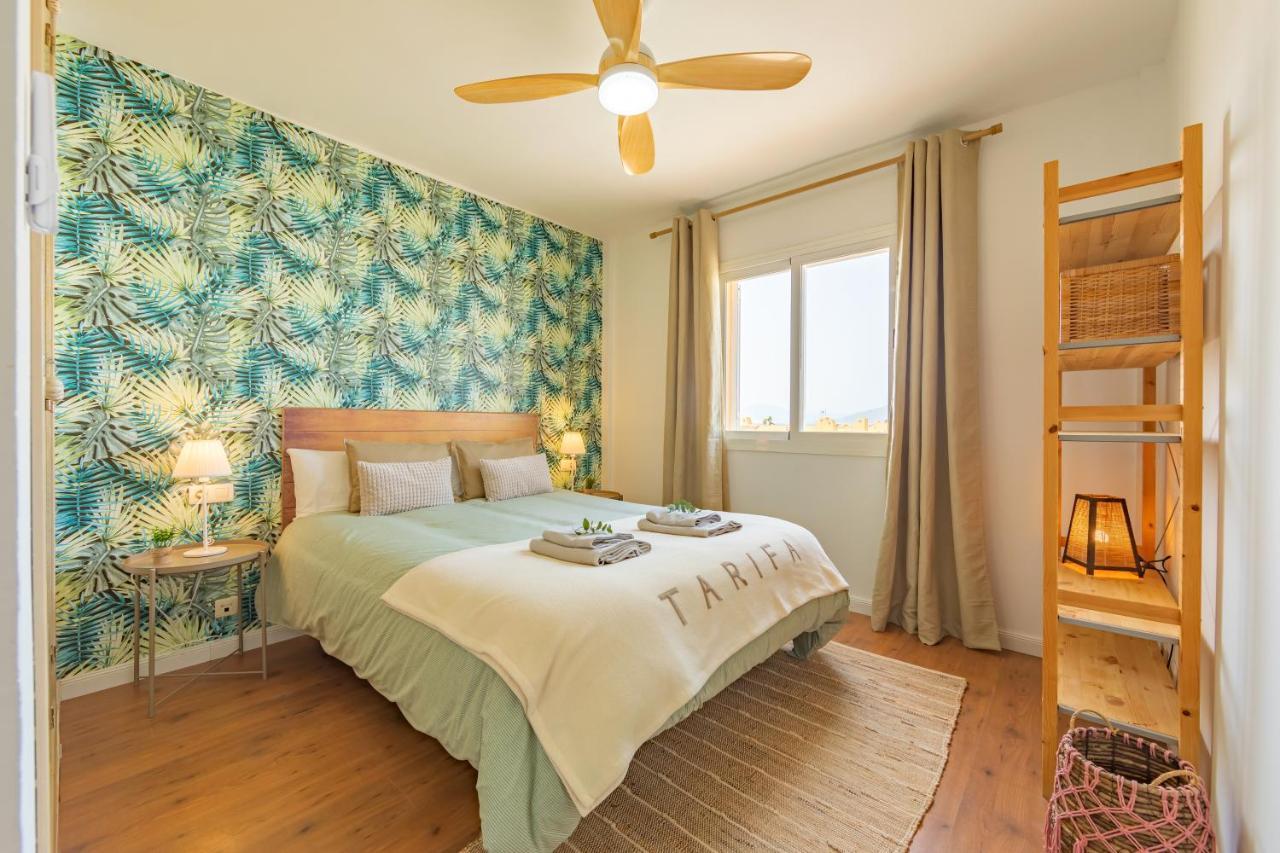 Beachfront, Pool, Terrace & Wifi - *simplytarifa* Apartment